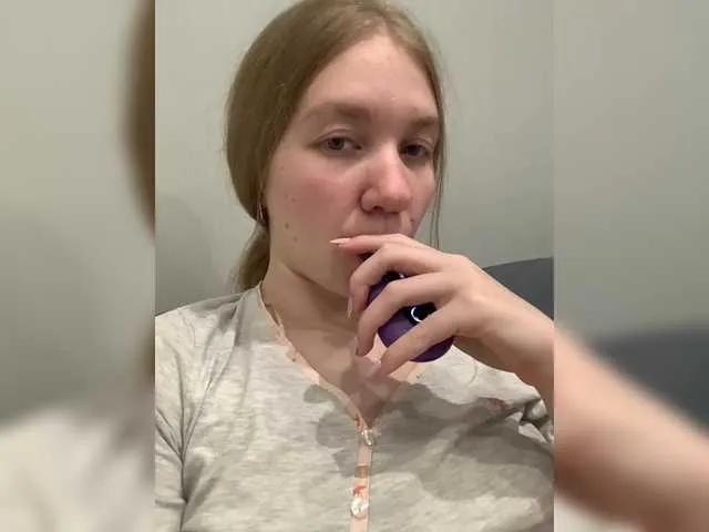 Vita-min-4ik on BongaCams