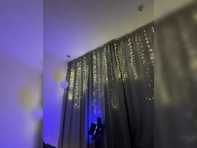 WhoreMira on BongaCams