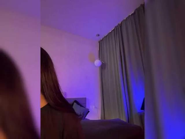 WhoreMira on BongaCams