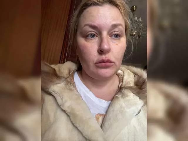 WifeyNusha on BongaCams