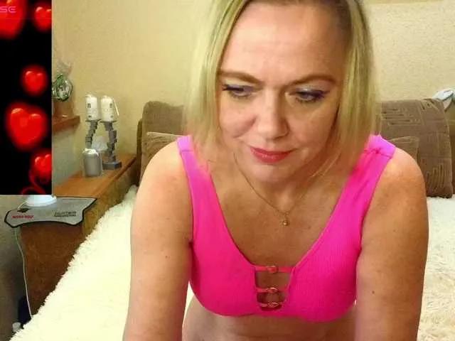 YourXQueen on BongaCams