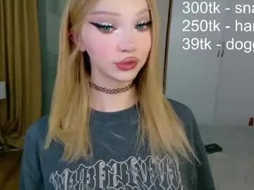 _paprika on Chaturbate