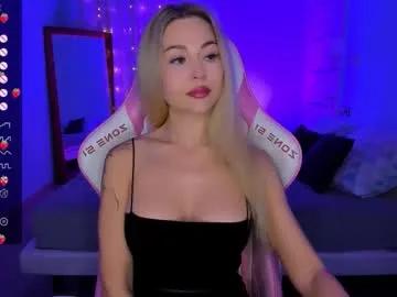 adeleroberts on Chaturbate