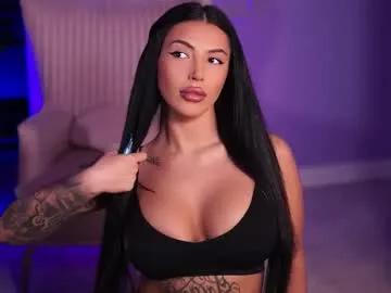 aishaadevoe on Chaturbate