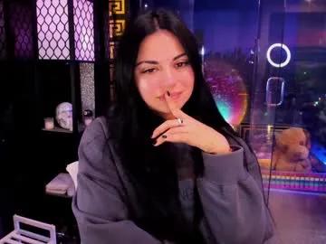 alma_pearl on Chaturbate