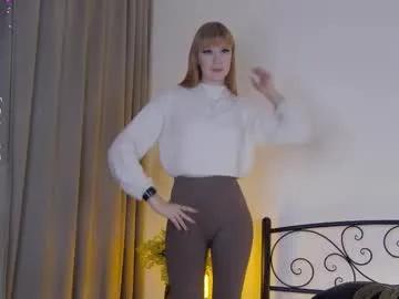 alyxkinski on Chaturbate