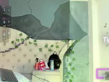 ambarfox1 on Chaturbate