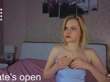 anika_heir on Chaturbate