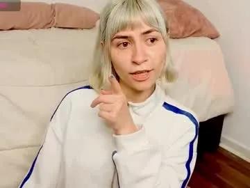 annietinky on Chaturbate