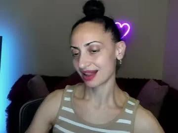 arianna_tifany on Chaturbate