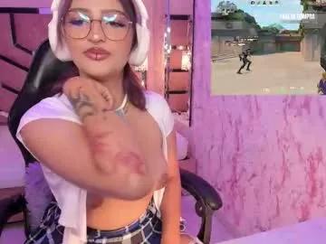 arianova_ on Chaturbate