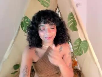 ariella_ruiz on Chaturbate