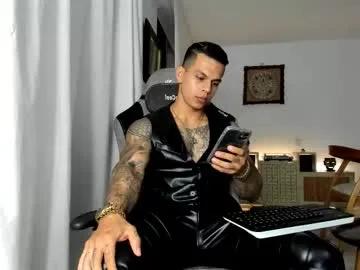 arondark on Chaturbate