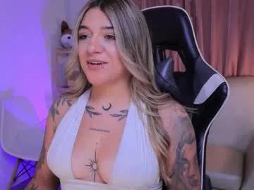 ashleyvalirya on Chaturbate