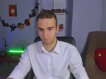 astren_villo on Chaturbate