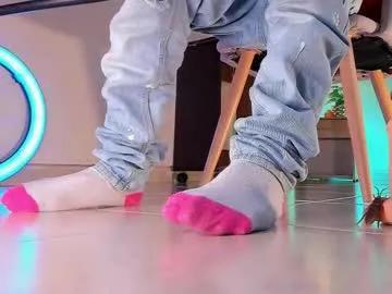 axellcollins — #feet #slave #findom #pantyhose #socks