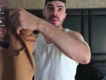 axelthompsom on Chaturbate