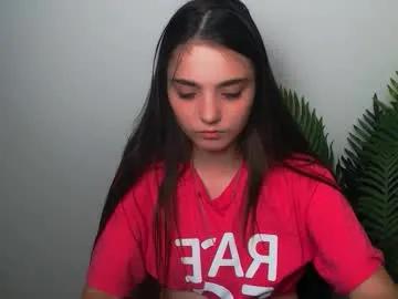 azumi_chan_ on Chaturbate