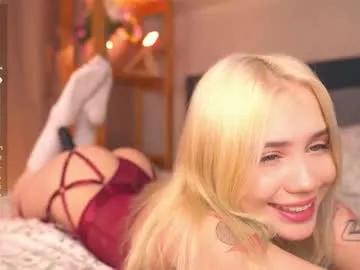 blue_bow on Chaturbate