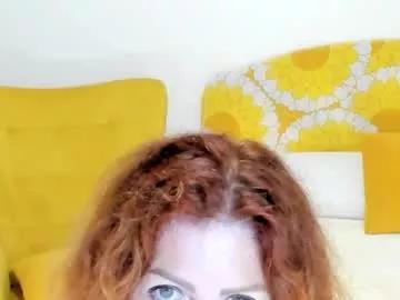 britishmilfpenelope on Chaturbate