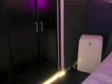 bull_vixen2001 on Chaturbate