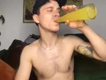 camdoattitude on Chaturbate