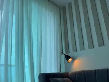 canikissyou_ on Chaturbate