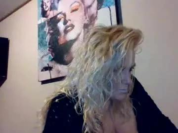 chaosangel33 on Chaturbate