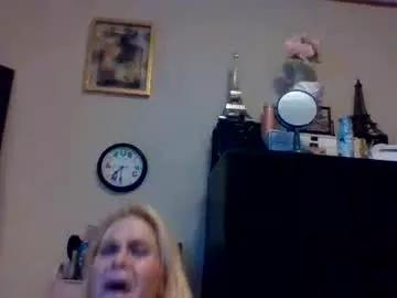 chaosangel33 on Chaturbate