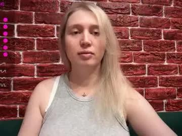 citrusblissss — GOAL: Lovense Gemini^^ [91 tokens remaining] Welcome to my room! #c2c #teen #blonde #nonude #pvt #feet #joi #lingerie #teasing