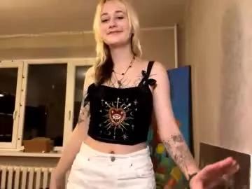 clementinehollner on Chaturbate