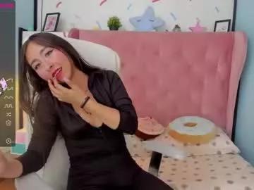 cloe_martinez_ on Chaturbate