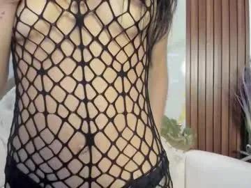 coraliebronson — GOAL: Rub my clit [26 tokens remaining] . Add me to your favorites and let's start!  #18 #squirt #smalltits #skinny