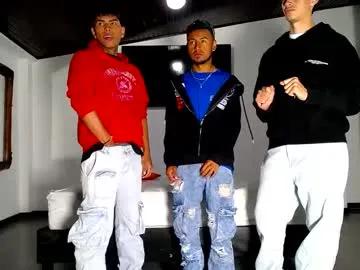 crismens on Chaturbate