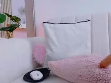 cristal_bunny on Chaturbate
