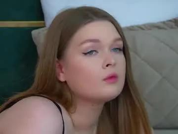 crystallyons on Chaturbate