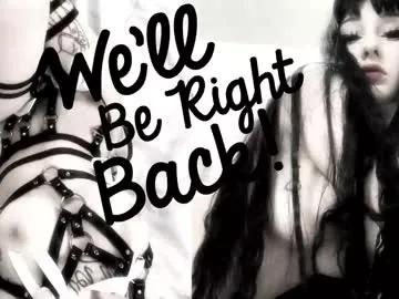 crystalsomnia on Chaturbate