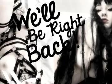 crystalsomnia on Chaturbate