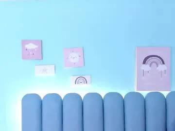 curvy_rousi on Chaturbate