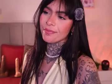 curvyliciouss on Chaturbate