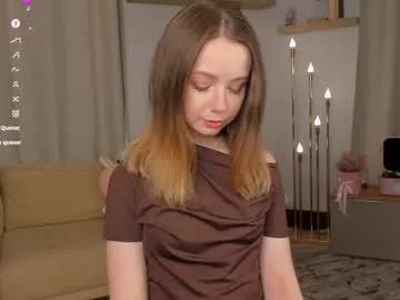 darklycurious on Chaturbate