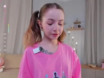 darklycurious on Chaturbate