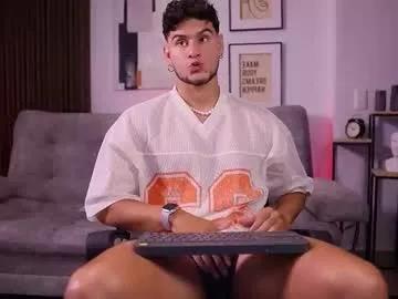 davies_brown on Chaturbate