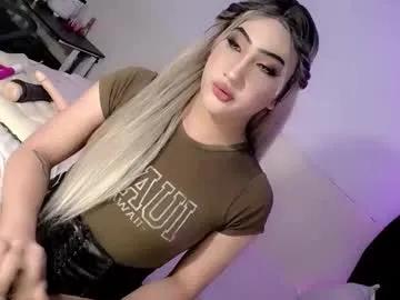 deluxetgirl69 on Chaturbate