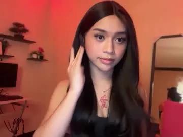 devine_goddessx on Chaturbate