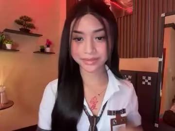 devine_goddessx on Chaturbate