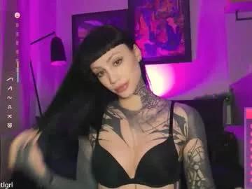 dgtlgrl on Chaturbate