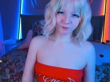 dollrose on Chaturbate