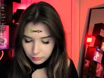 dora_di1 on Chaturbate