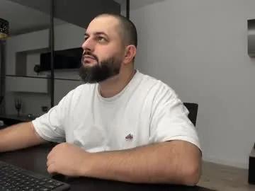 dravenpeak on Chaturbate